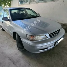 Toyota Corona 1999