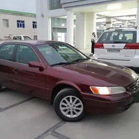 Toyota Camry 1999