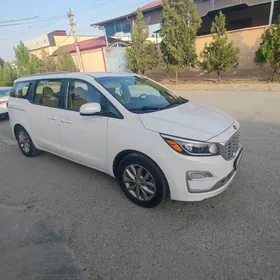 Kia Sedona 2020