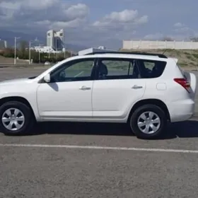 Toyota RAV4 2009