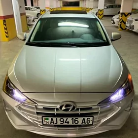 Hyundai Elantra 2019