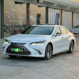 Lexus ES 350 2019
