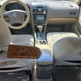 Nissan Maxima 2004
