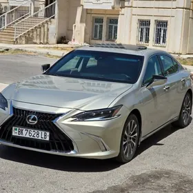 Lexus ES 350 2022