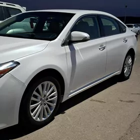 Toyota Avalon 2013