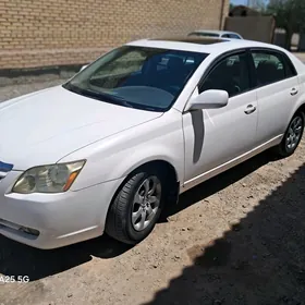 Toyota Avalon 2005