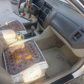 Toyota Avalon 1999