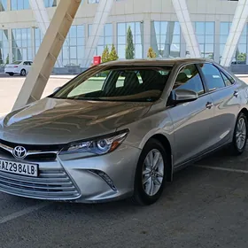 Toyota Camry 2015