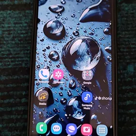Samsung M13