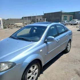 Daewoo Gentra 2014