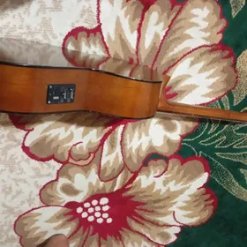 yamaha CX 40 gitara