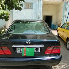 Mercedes-Benz 230E 1998