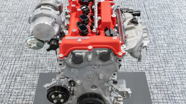 Toyota презентовала совершенно новые бензиновые двигатели: меньше вес, выше мощность