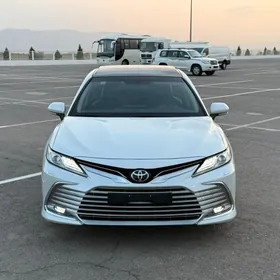 Toyota Camry 2023