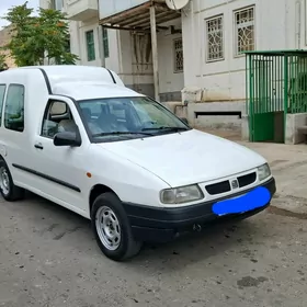 Volkswagen Caddy 2005