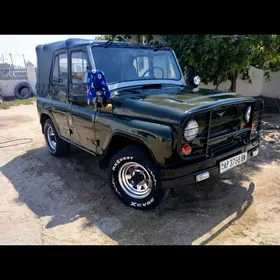 UAZ 469 2002
