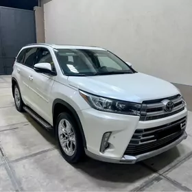 Toyota Highlander 2017