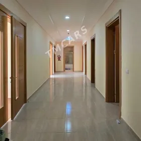 14 Tapgyr 11 Etaz 5 Komnat
