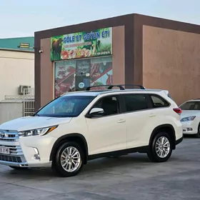 Toyota Highlander 2019