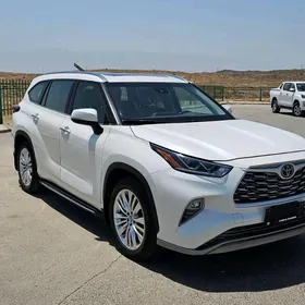 Toyota Highlander 2020