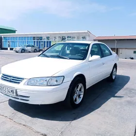 Toyota Camry 1997
