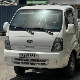 Kia Bongo 2013
