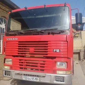 Volvo FH12 1984