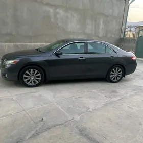 Toyota Camry 2011