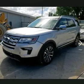 Ford Explorer 2018