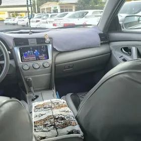 Toyota Camry 2011