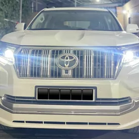 Toyota Land Cruiser Prado 2022
