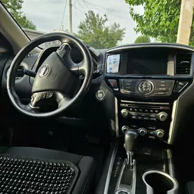 Nissan Pathfinder 2019