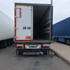 Schmitz Cargobull 2008
