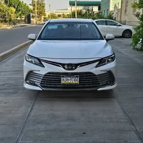 Toyota Camry 2022