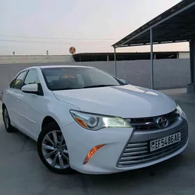 Toyota Camry 2016