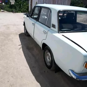 Lada 2104 1985