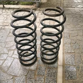 Лендкрузер 200,100 пружины