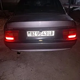 Opel Vectra 1990
