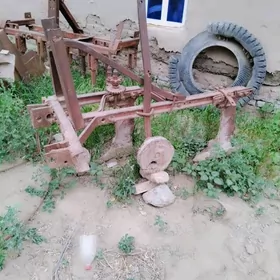MTZ T-28 1995
