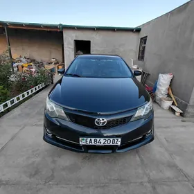 Toyota Camry 2012