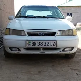 Daewoo Leganza 1998