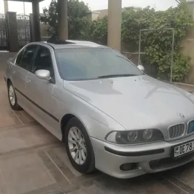 BMW E39 2001