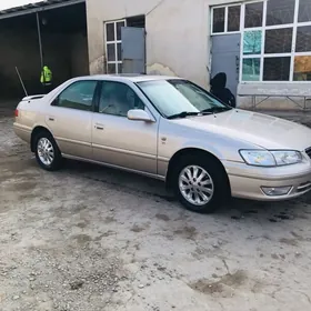 Toyota Camry 1999
