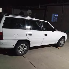Opel Astra 1995