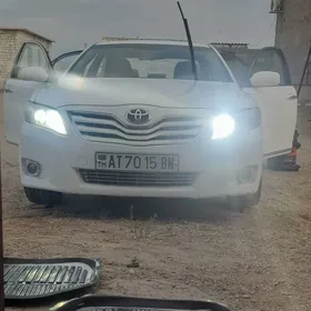 Toyota Camry 2010