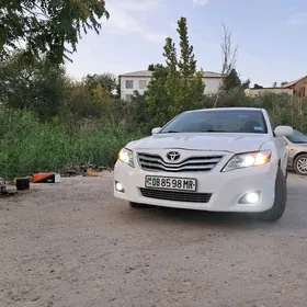 Toyota Camry 2010