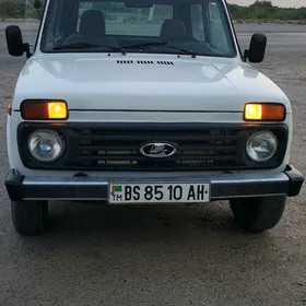 Lada Niva 2002