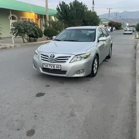 Toyota Camry 2010