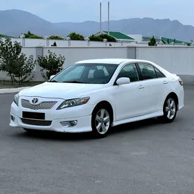 Toyota Camry 2010