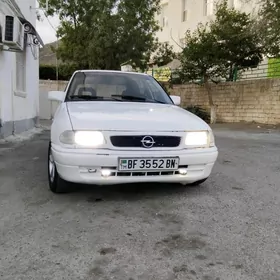 Opel Astra 1992